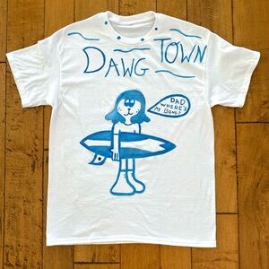 Men’s White and Blue Graphic T-Shirt